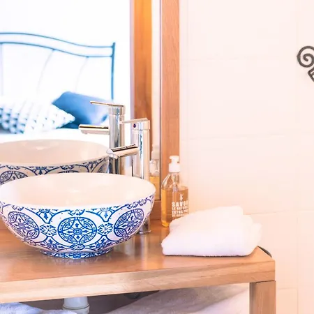 Hiruetako Borda Chambres D'hotes - Restaurant Bed & Breakfast Sare